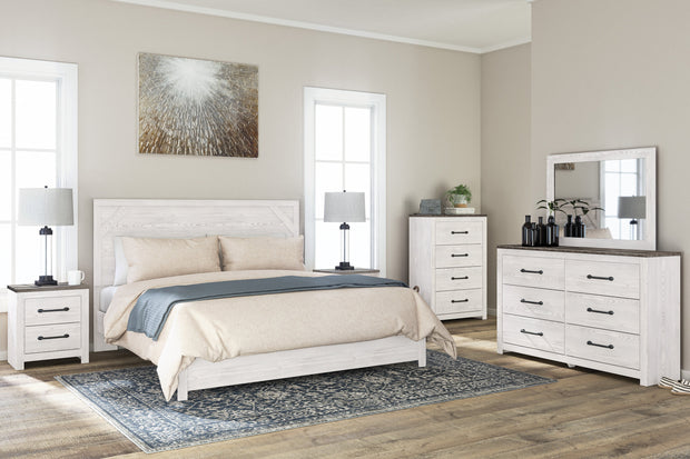 Gerridan White/Gray Panel Bedroom Set