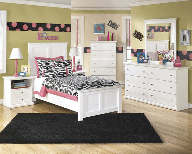 Bostwick Shoals White Youth Panel Bedroom Set