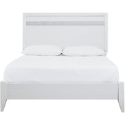 Jallory White Queen Panel Bed