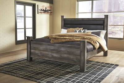 Wynnlow Gray King Poster Bed