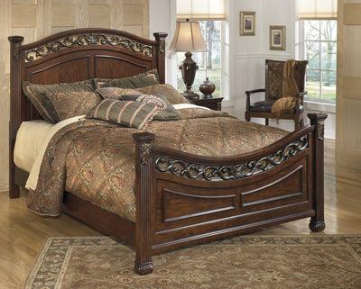 Leahlyn Warm Brown King Panel Bed