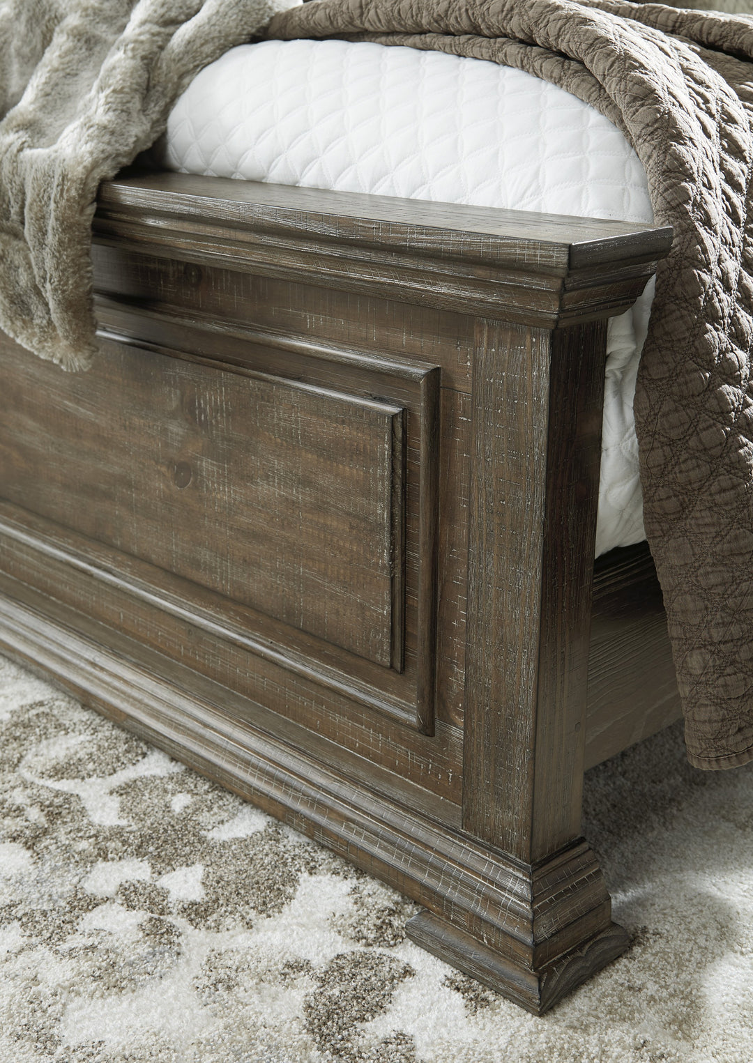 Wyndahl Rustic Brown Upholstered Panel Bedroom Set